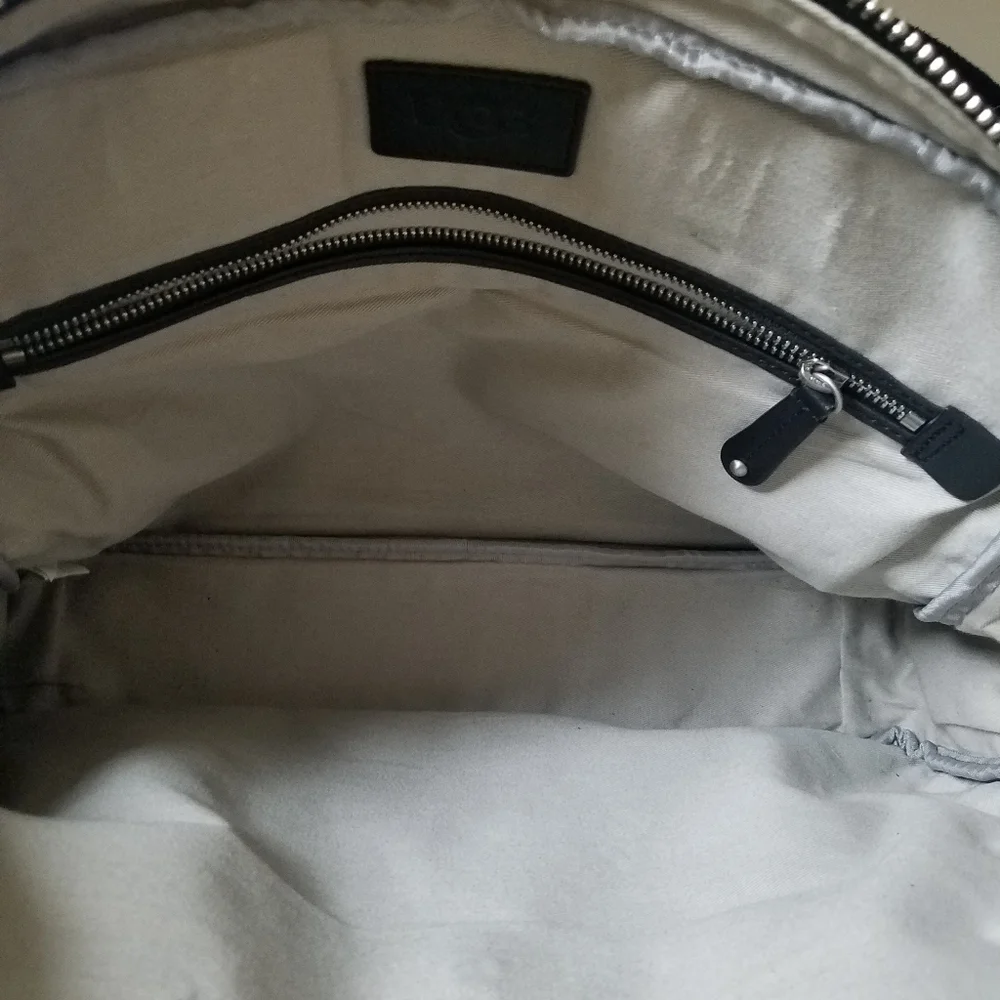 UGG Leather Slim Branford Satchel Laptop Work Bag - Picture 5 of 15